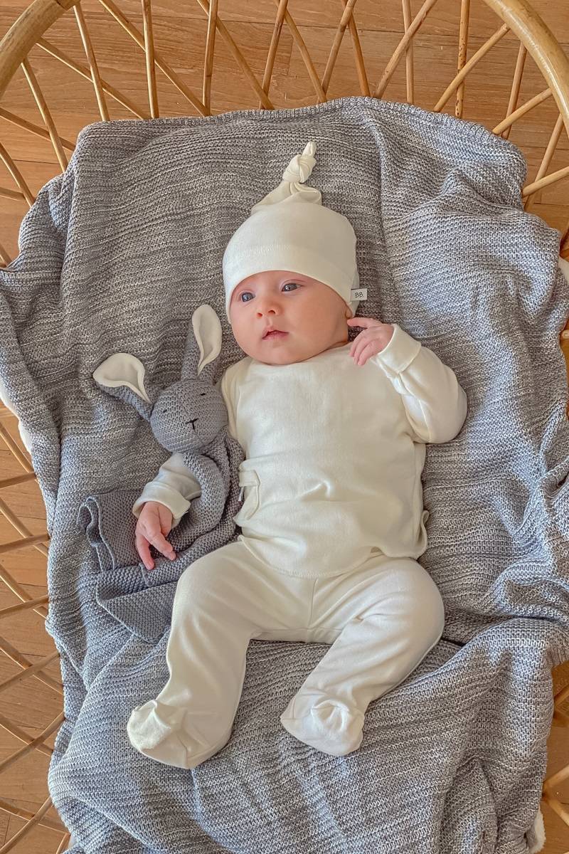 Cappellino neonato con nodo Pure - PANNA 02 - Image 3