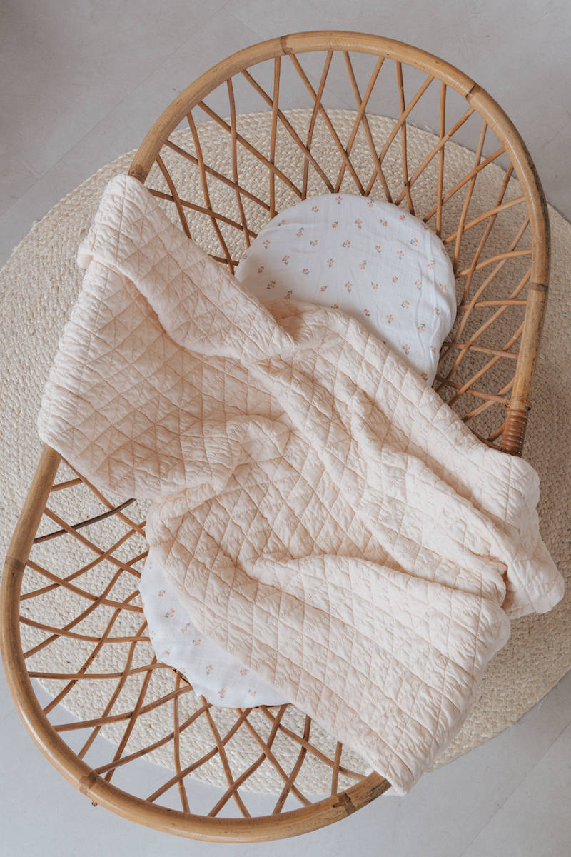 Coperta Wrinkled culla, in bambù organico + spugna peluche - WATER PEACH 114 - Image 2